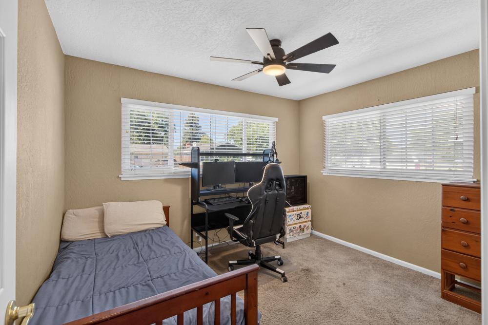 7212 Midnight Way Citrus Heights, CA 95621 - Photo 22 of 34