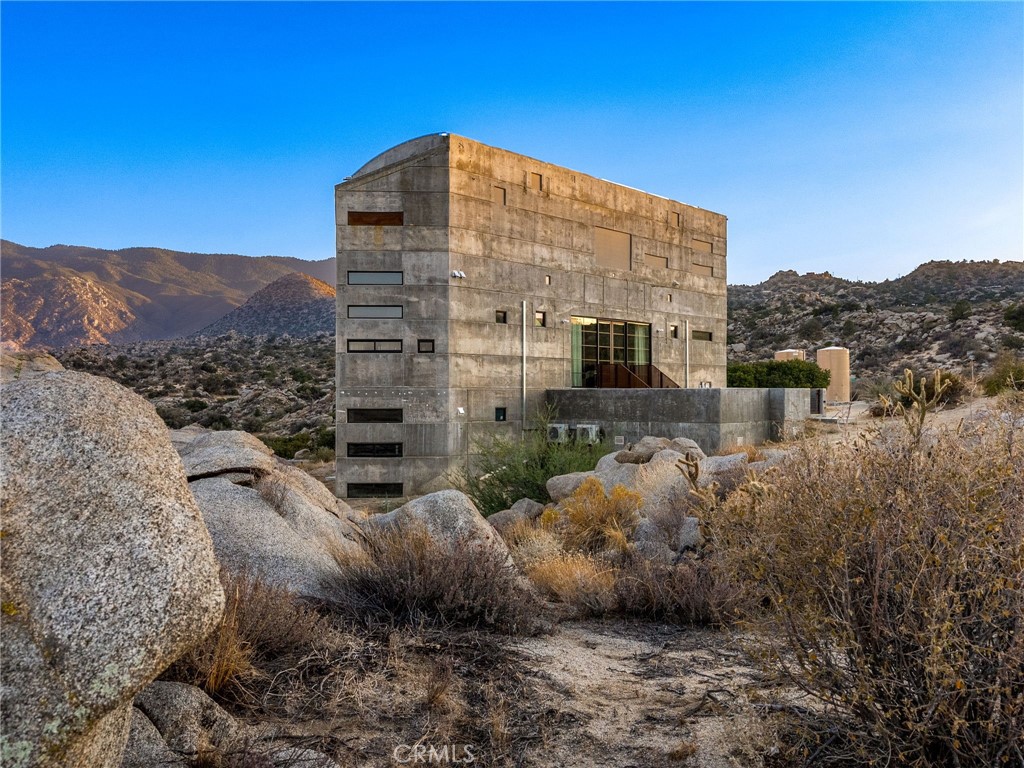 60240 Juniper Road Mountain Center, CA 92561 - Photo 4 of 21