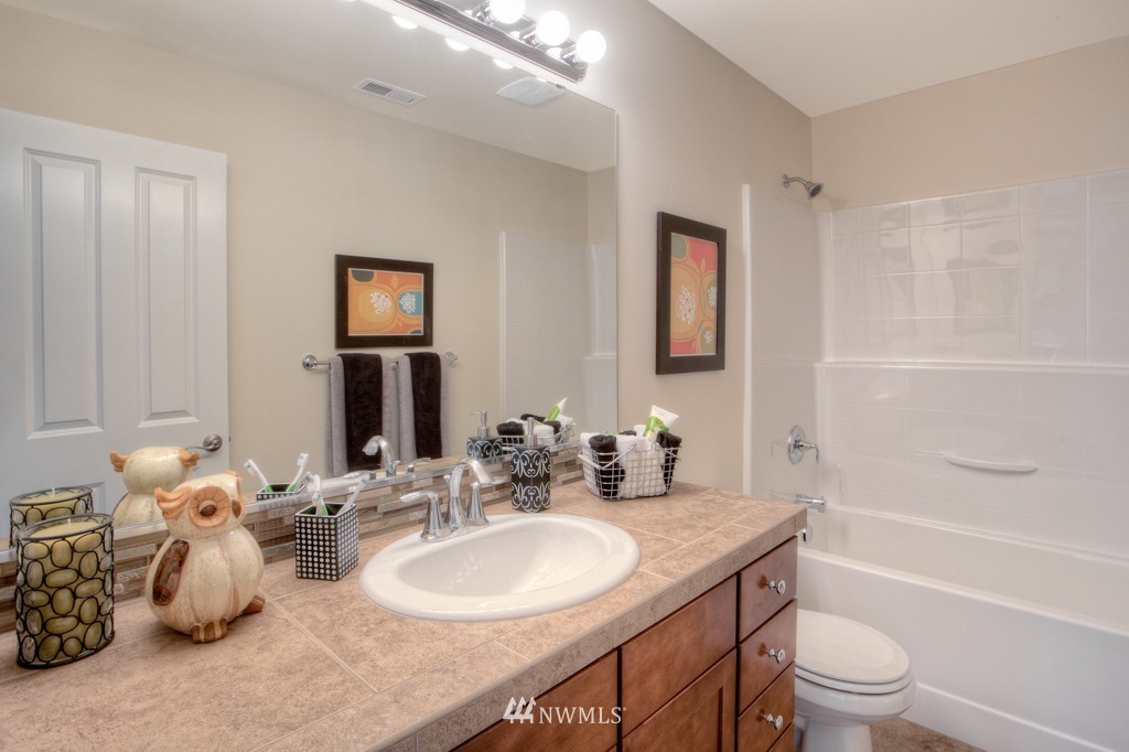 17832 Southeast 189th Street, Unit 29 Renton, WA 98058 - Photo 22 of 24 Gallery Image 22