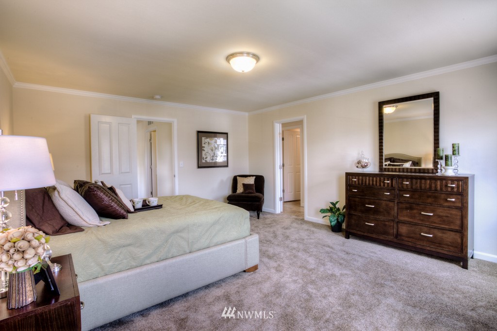 17832 Southeast 189th Street, Unit 29 Renton, WA 98058 - Photo 4 of 24 Gallery Image 4