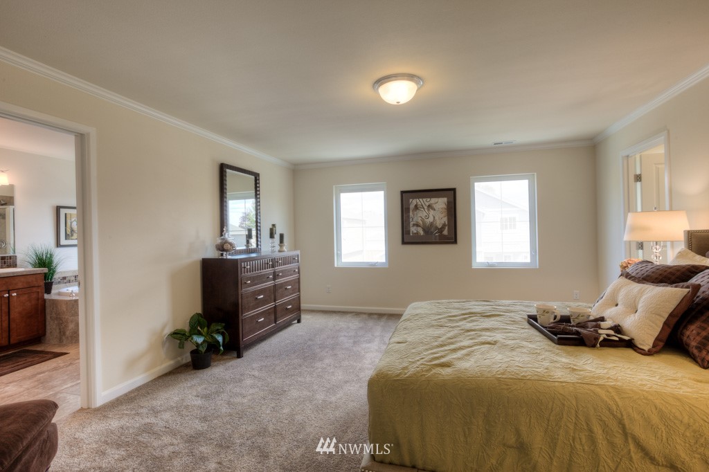 17832 Southeast 189th Street, Unit 29 Renton, WA 98058 - Photo 5 of 24 Gallery Image 5