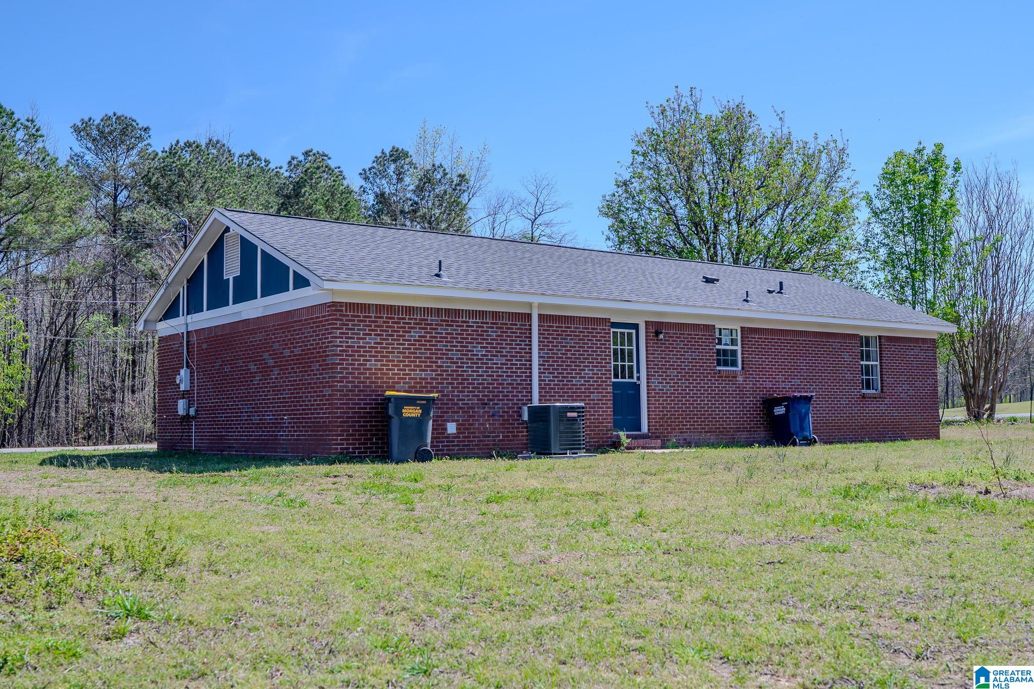 1558 Bluff City Road Somerville, AL 35670 - Photo 6 of 22