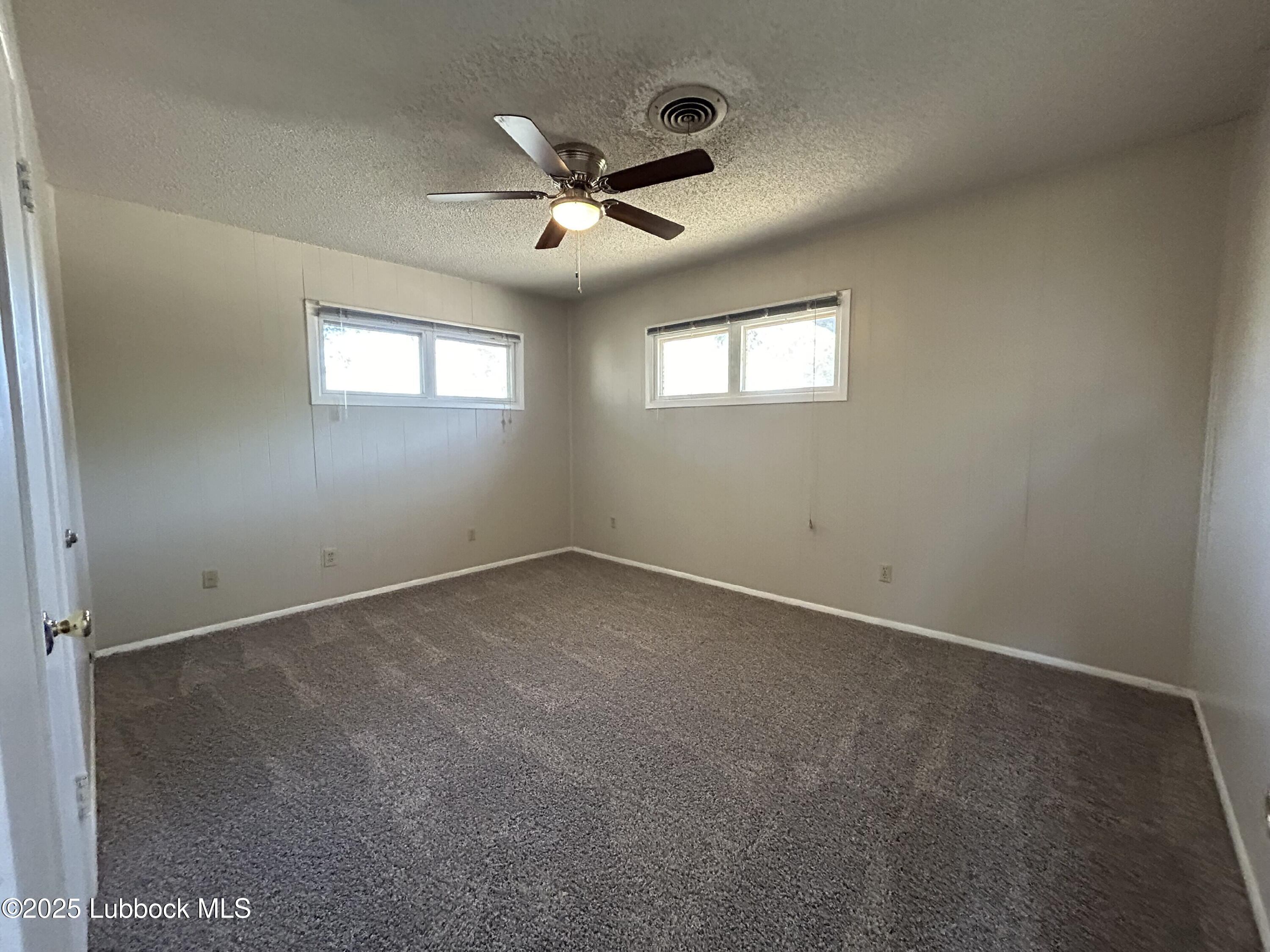 3004 30th Street Lubbock, TX 79410 - Photo 11 of 15 IMG_7181