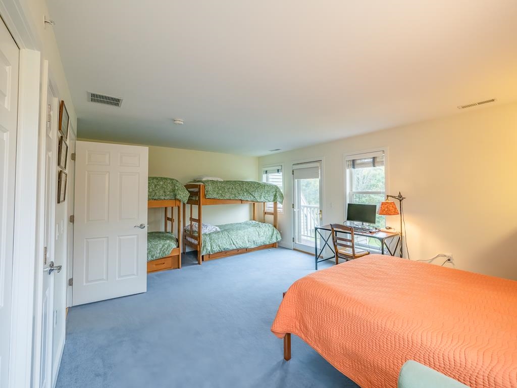 159 Catamount Road, Unit 11A Hartford, VT 05059 - Photo 18 of 37 Gallery Image 18