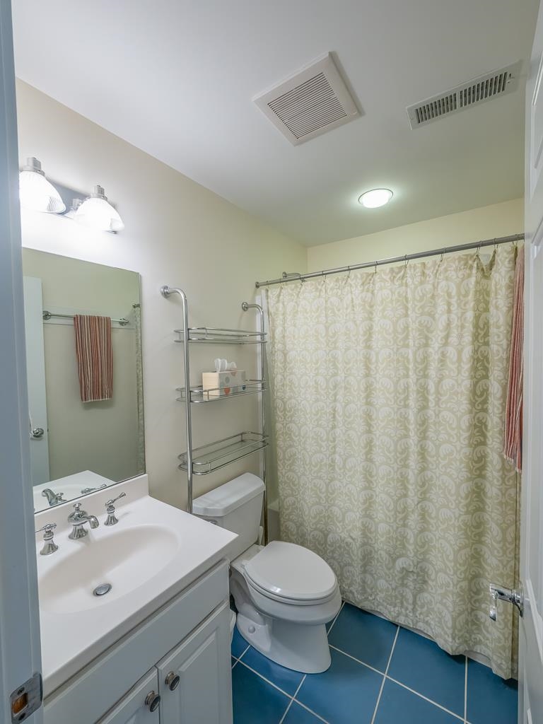 159 Catamount Road, Unit 11A Hartford, VT 05059 - Photo 21 of 37 Gallery Image 21