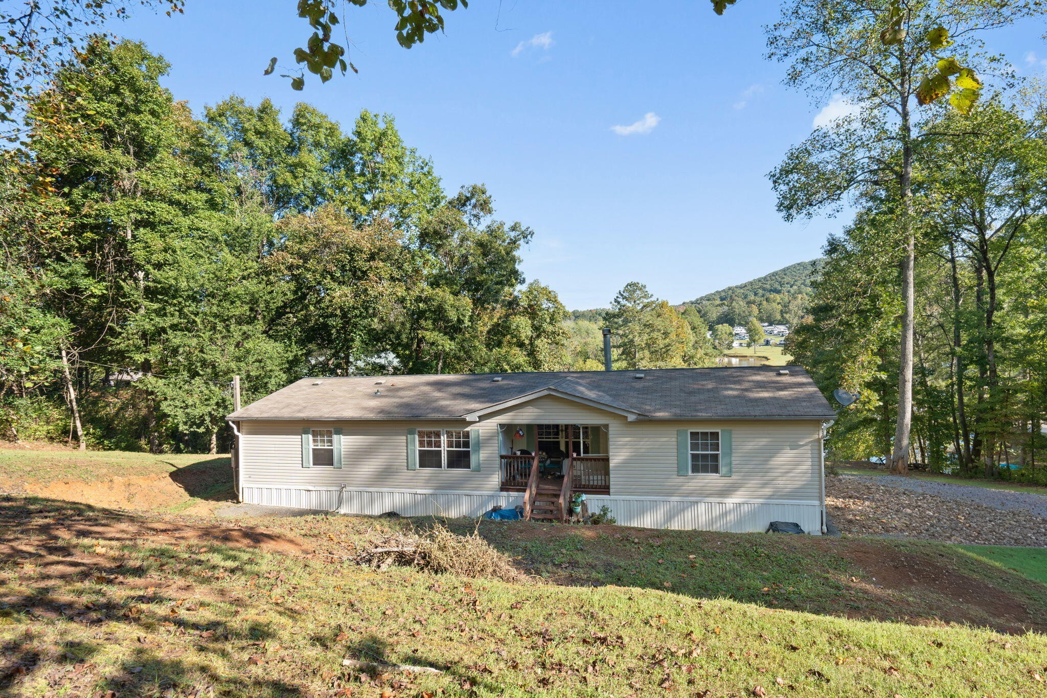 482 Hiwassee Drive Decatur, TN 37322 - Photo 3 of 42 Gallery Image 3