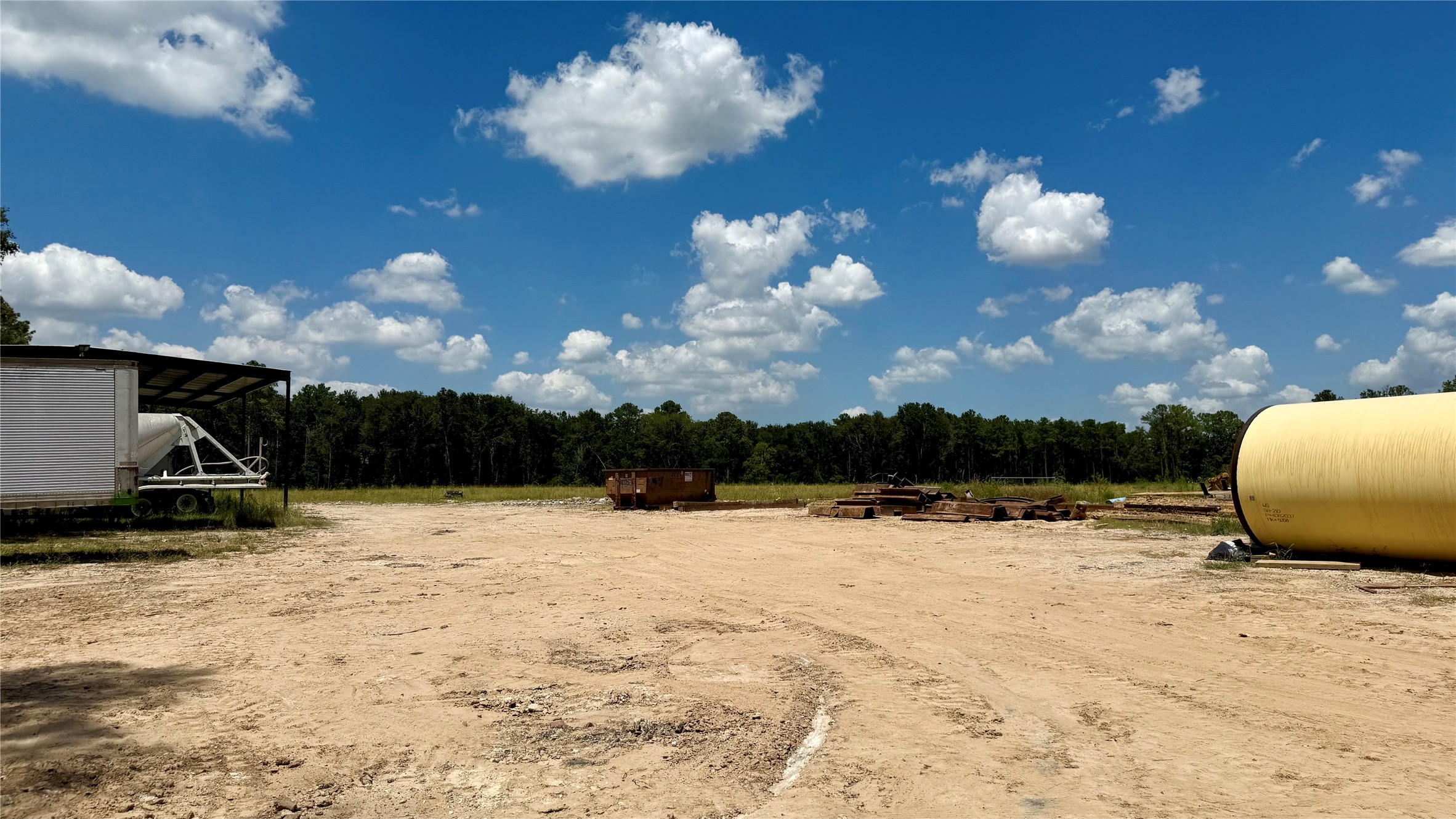 8211 Little York Road Houston, TX 77078 - Photo 17 of 24 a view of a lake