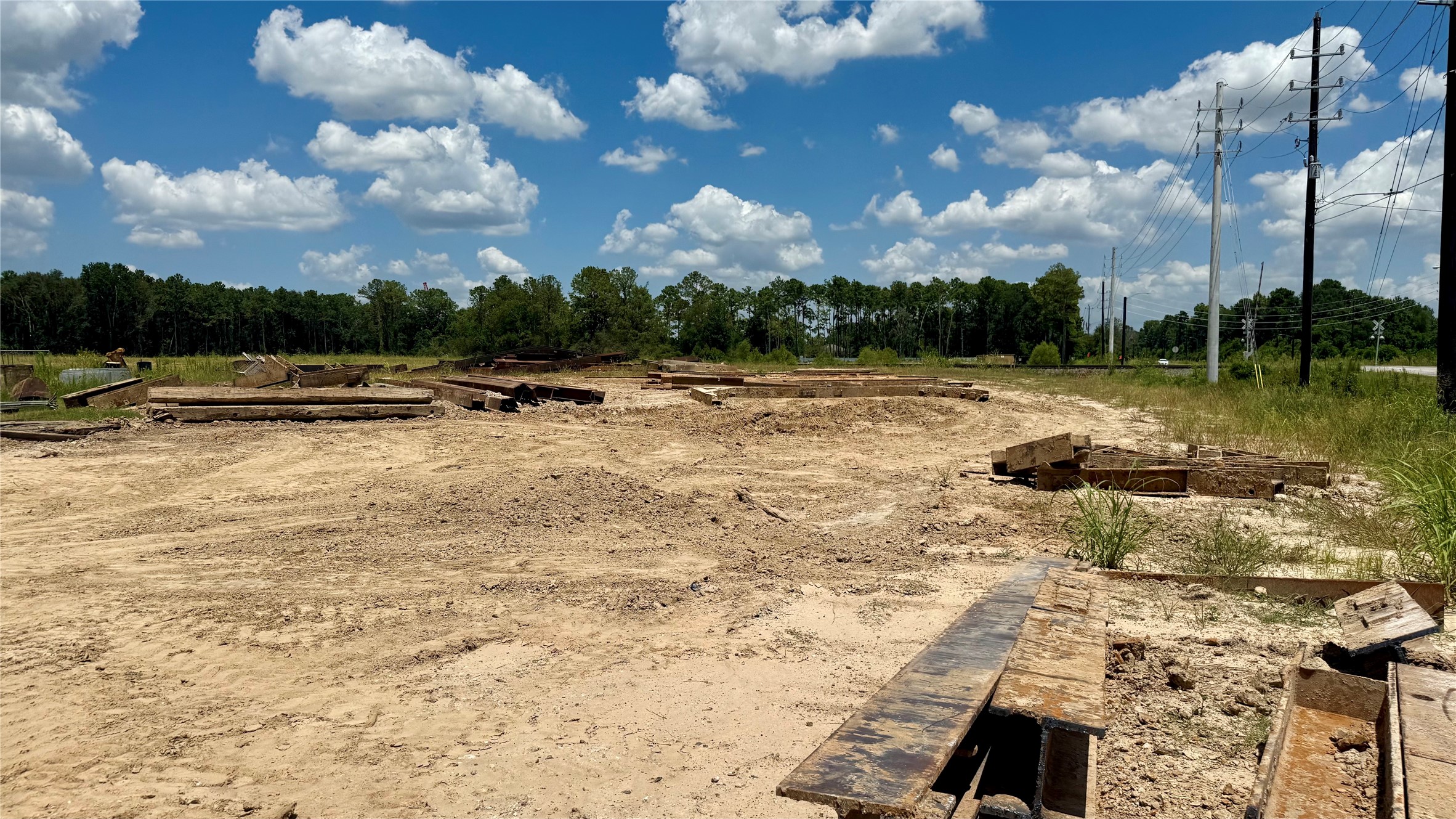 8211 Little York Road Houston, TX 77078 - Photo 5 of 24 a view of a lake view
