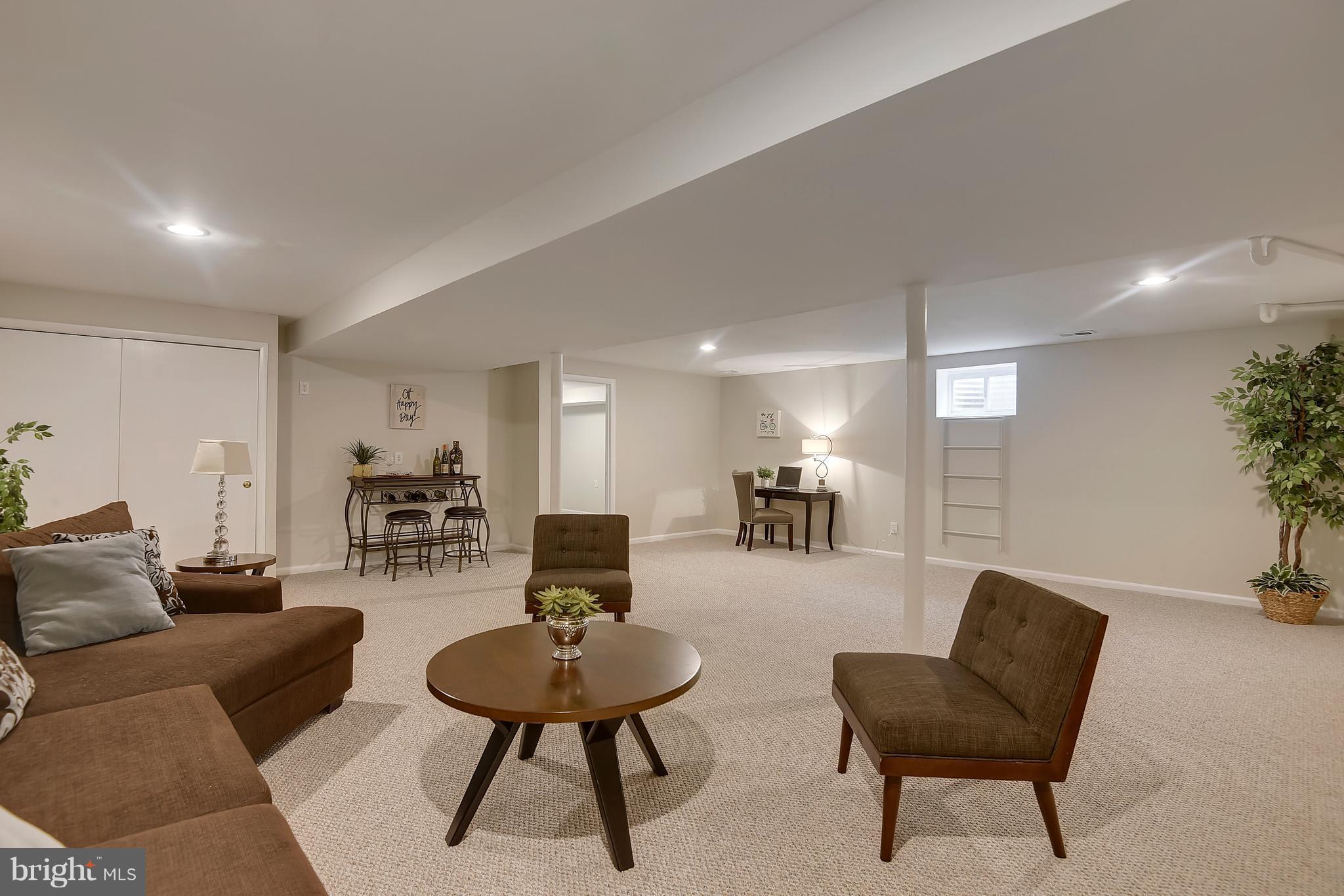 8615 Emory Grove Road Gaithersburg, MD 20877 - Photo 23 of 27 Great Family Room & Entertaining Space