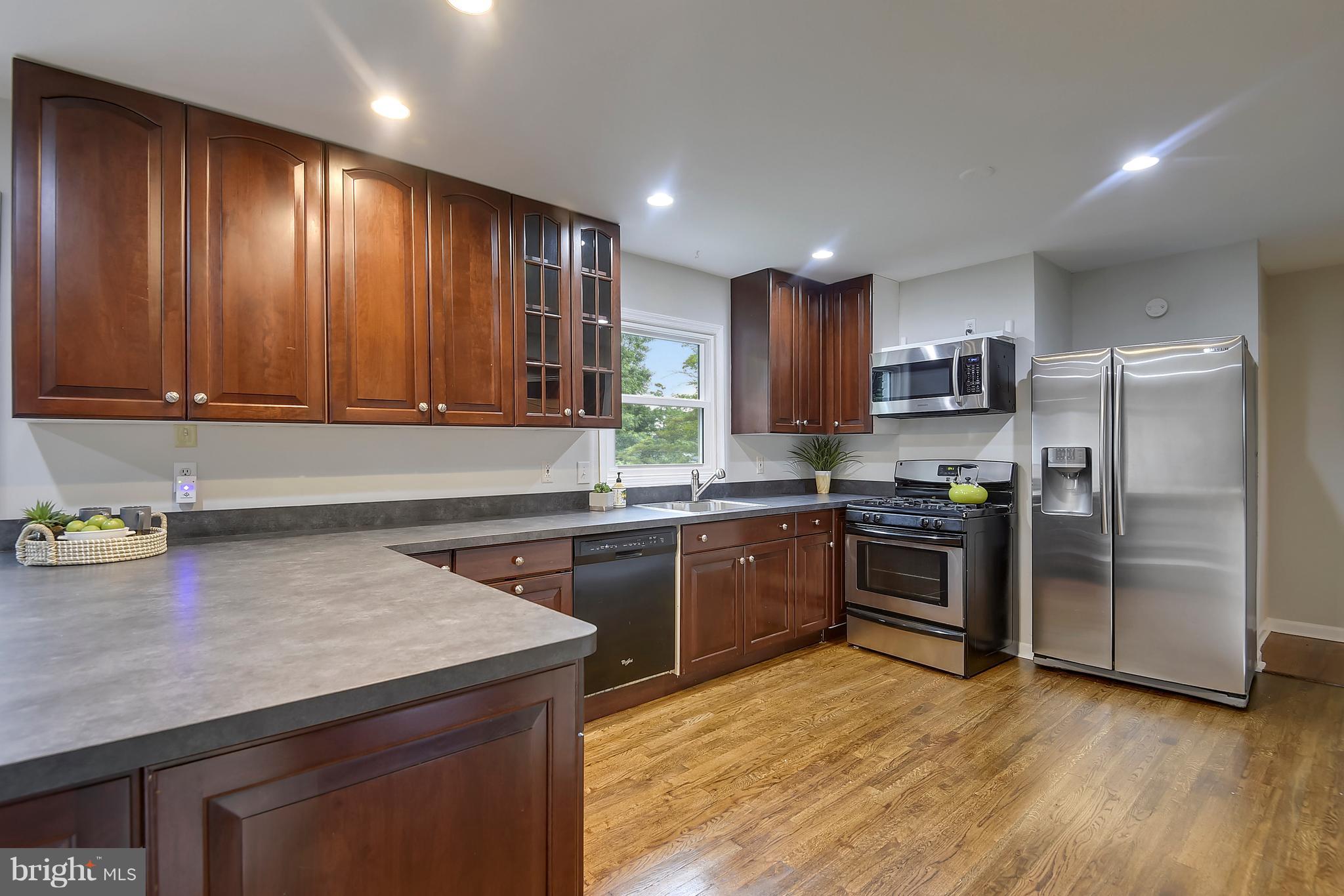 8615 Emory Grove Road Gaithersburg, MD 20877 - Photo 6 of 27 Expansive KIT with newer Cabinets & Appliances