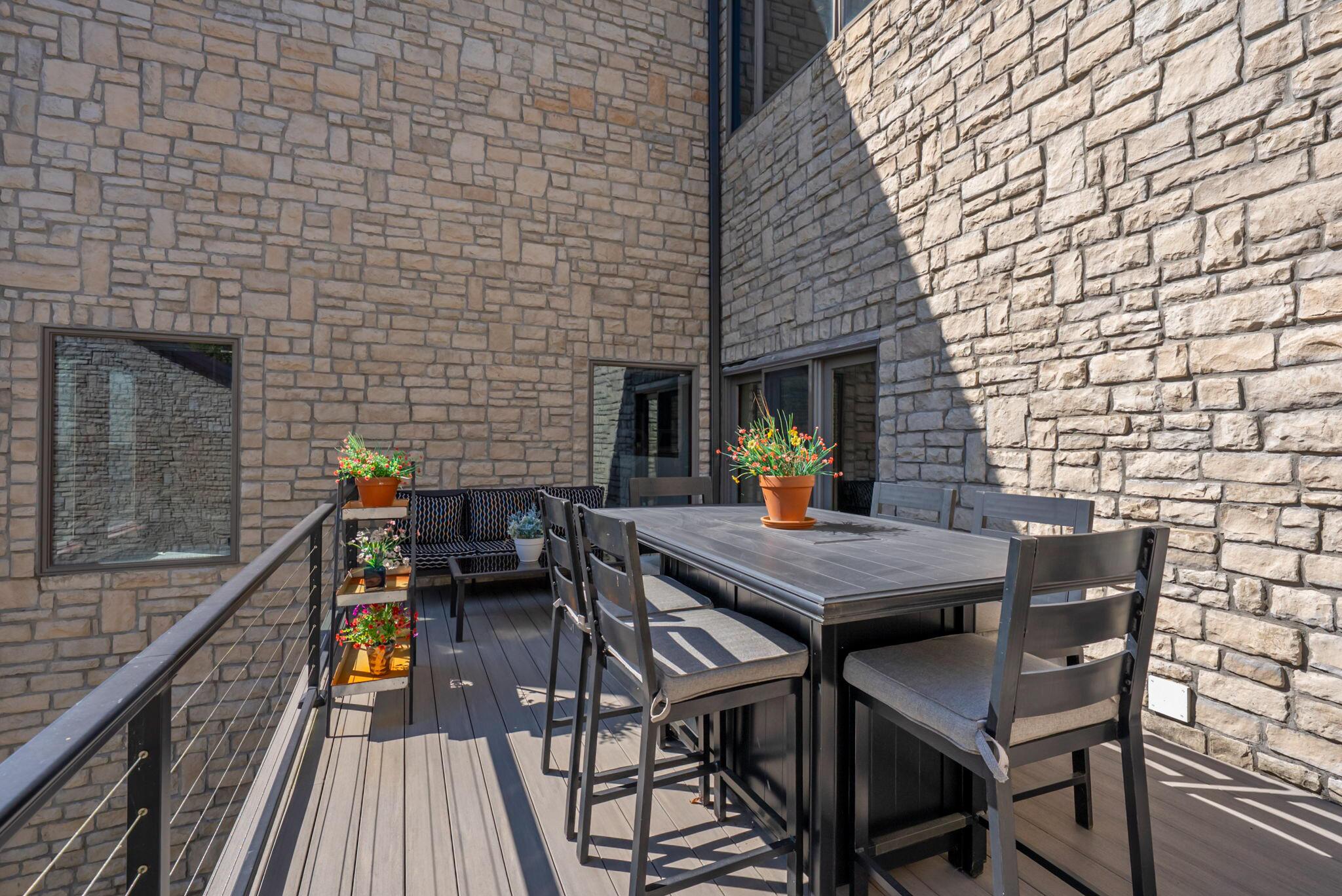 17980 Gambier Road Mount Vernon, OH 43050 - Photo 18 of 123 Kitchen Balcony
