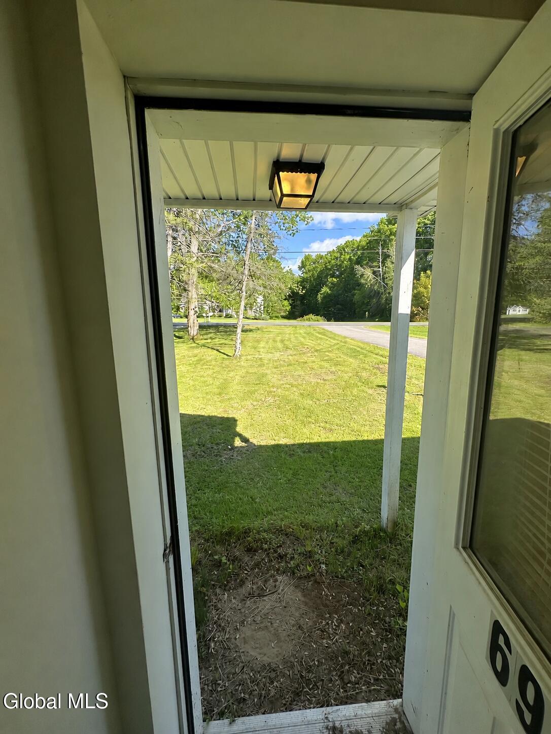6963 Fuller Station Road Schenectady, NY 12303 - Photo 12 of 15 image