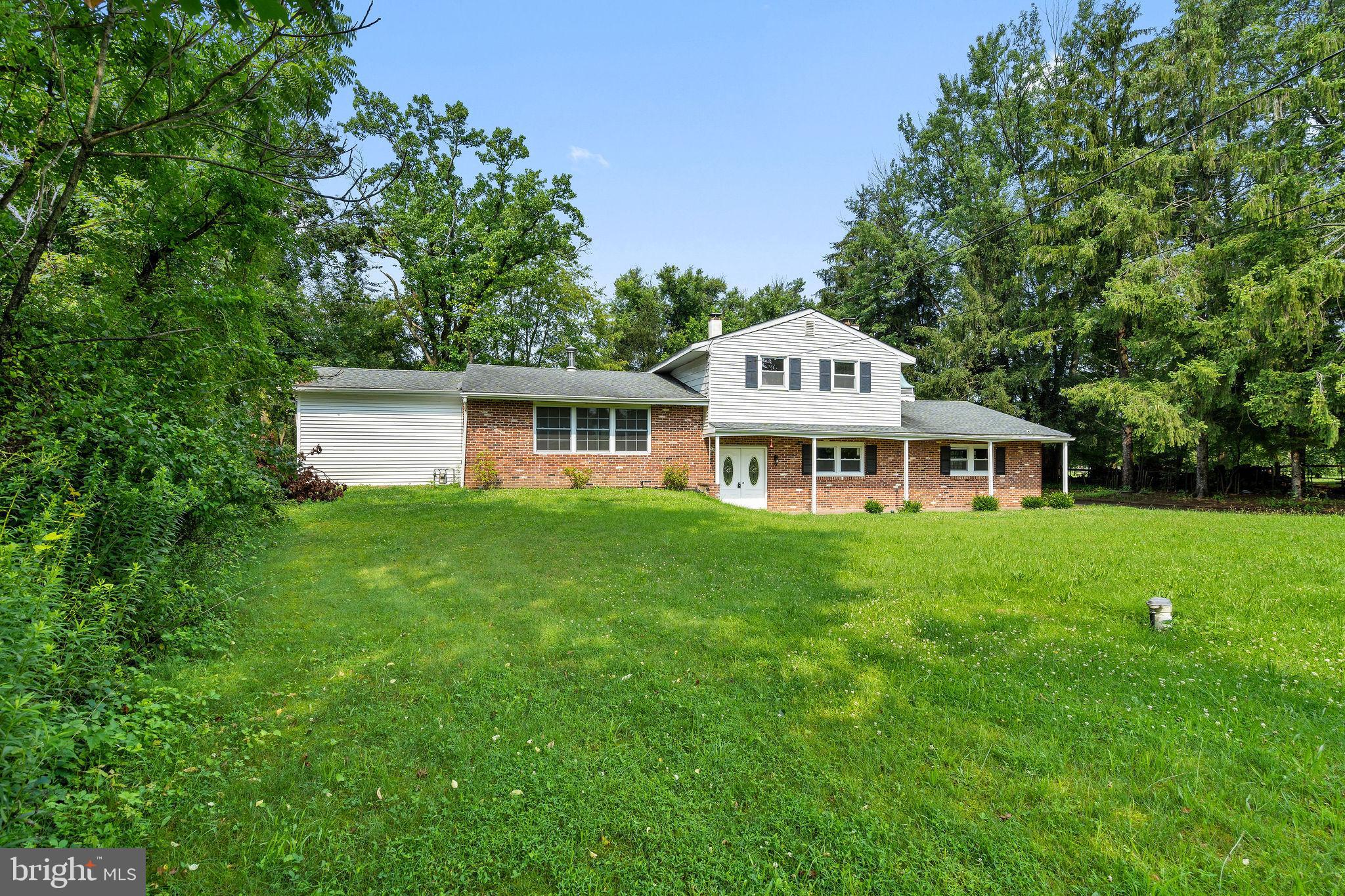 12 Rabbit Hill Road Princeton Junction, NJ 08550 - Photo 2 of 41