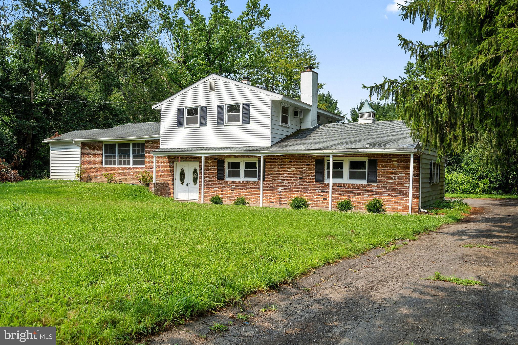 12 Rabbit Hill Road Princeton Junction, NJ 08550 - Photo 4 of 41