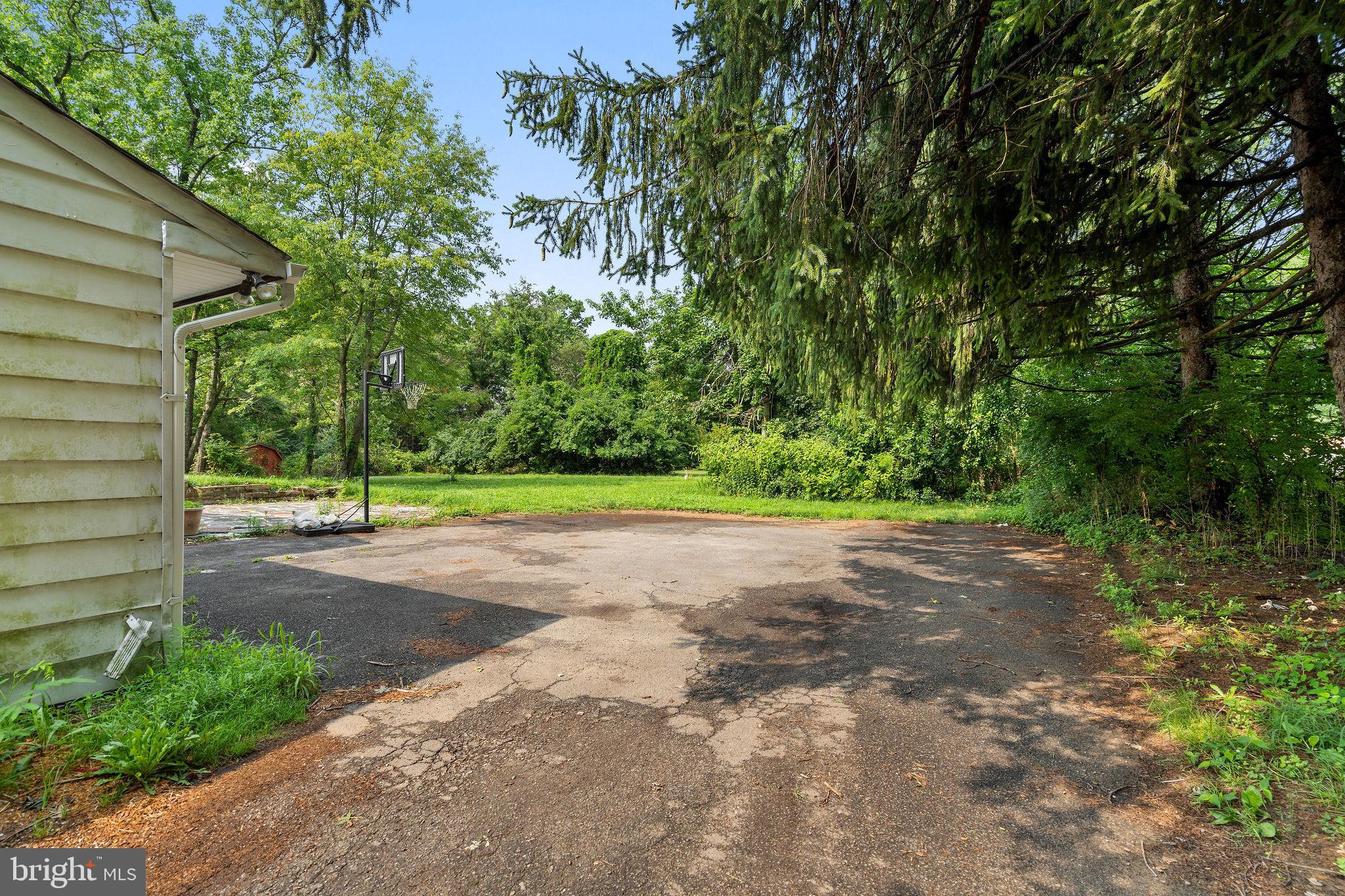 12 Rabbit Hill Road Princeton Junction, NJ 08550 - Photo 5 of 41