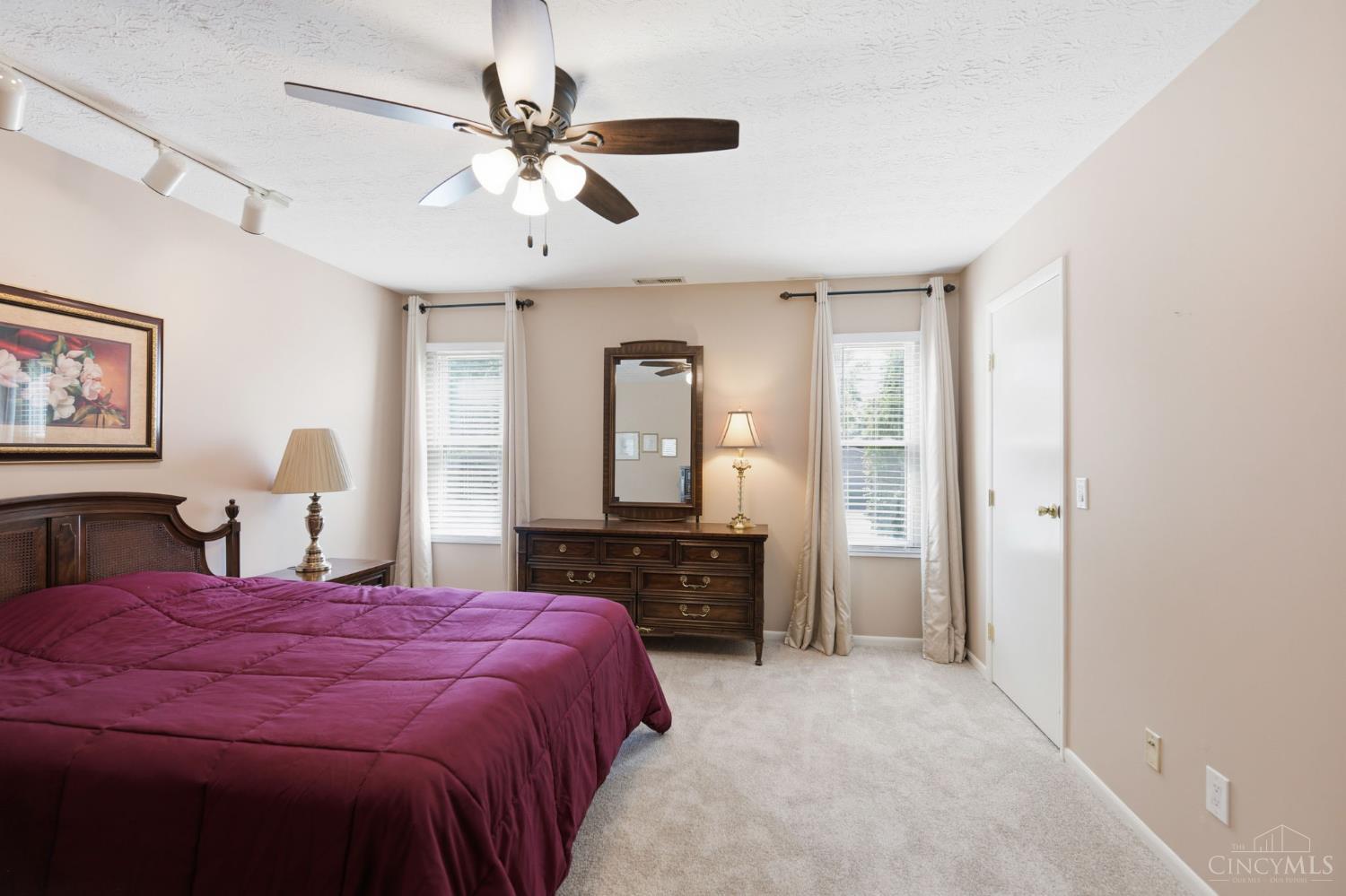 2 Boxwood Court Springdale, OH 45246 - Photo 25 of 53