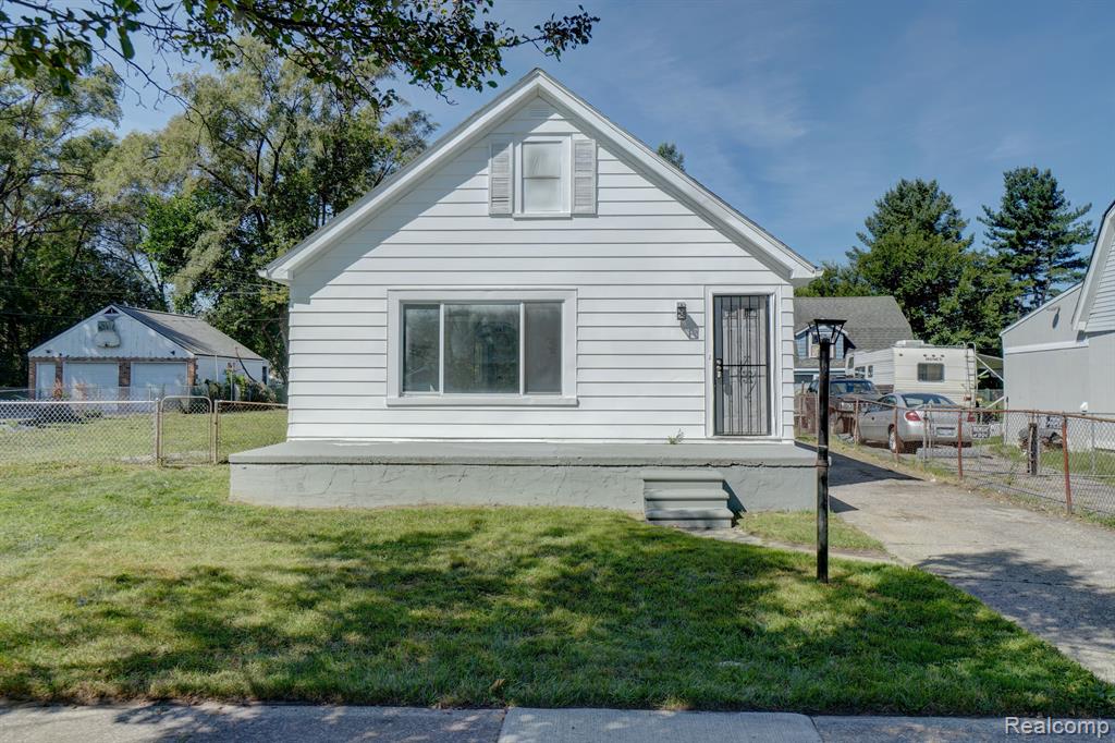 21125 Doepfer Road Warren, MI 48091 - Photo 2 of 29