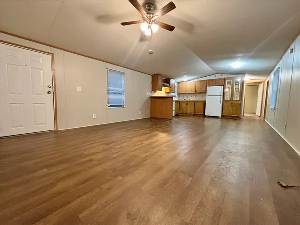 $1,150 | 13295 Pecan Tree Drive, Willis, TX 77318