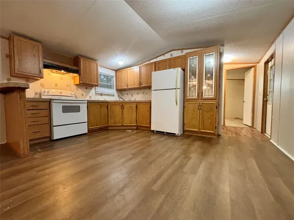 $1,150 | 13295 Pecan Tree Drive, Willis, TX 77318