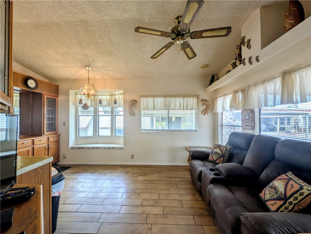 2000 Ramar Road, Unit 181 Bullhead City, AZ 86442 - Photo 16 of 35 Living Room