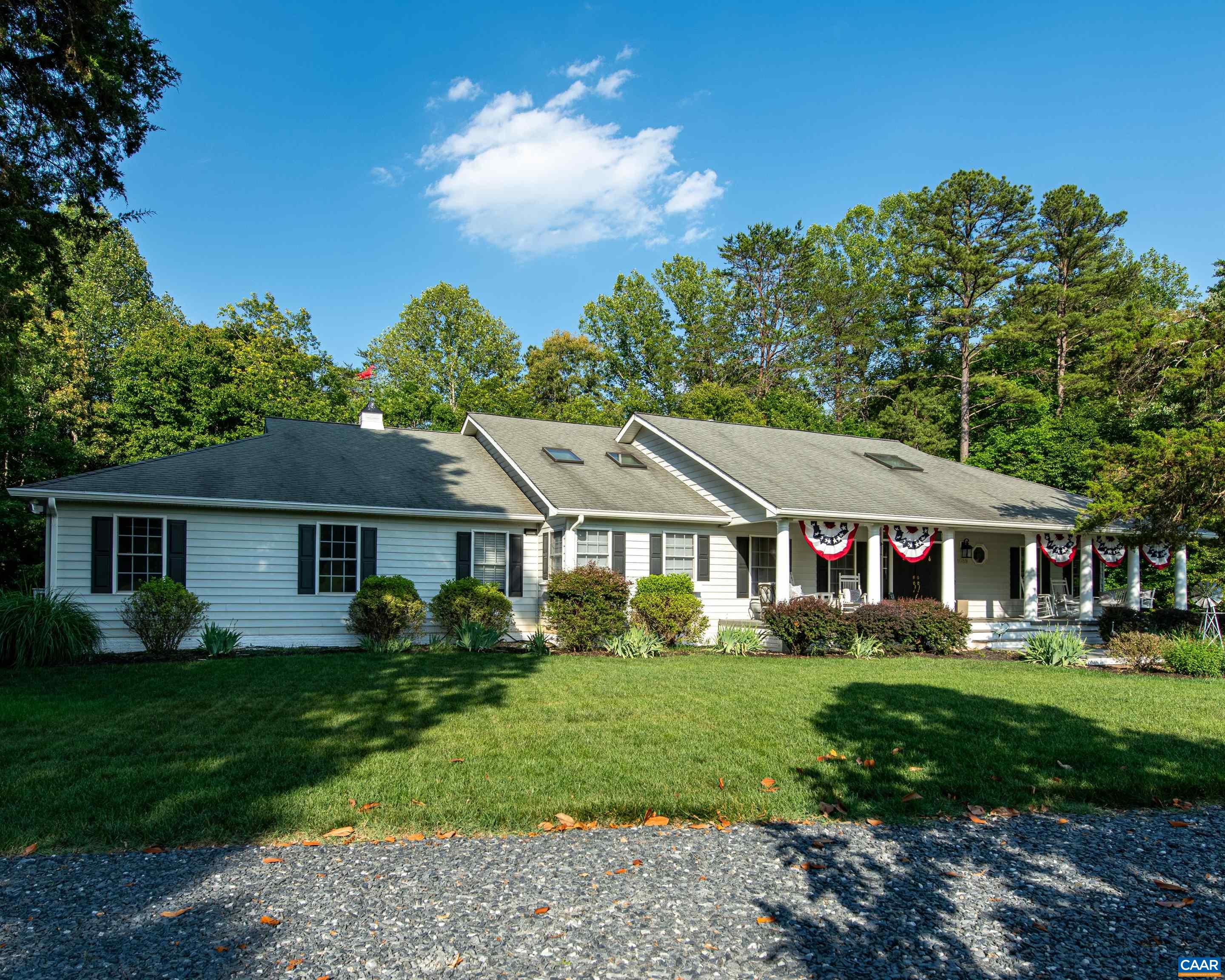 1089 Broken Island Road Palmyra, VA 22963 - Photo 3 of 75