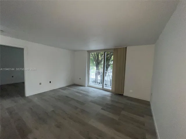 $1,850 | 1740 Northwest N River Drive, Unit 421, Miami, FL 33125