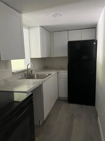 $1,850 | 1740 Northwest N River Drive, Unit 421, Miami, FL 33125