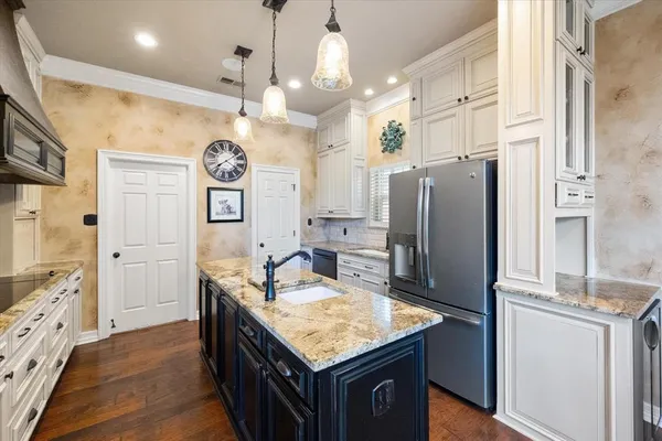 $750,000 | 814 Muirfield Drive, Mansfield, TX 76063