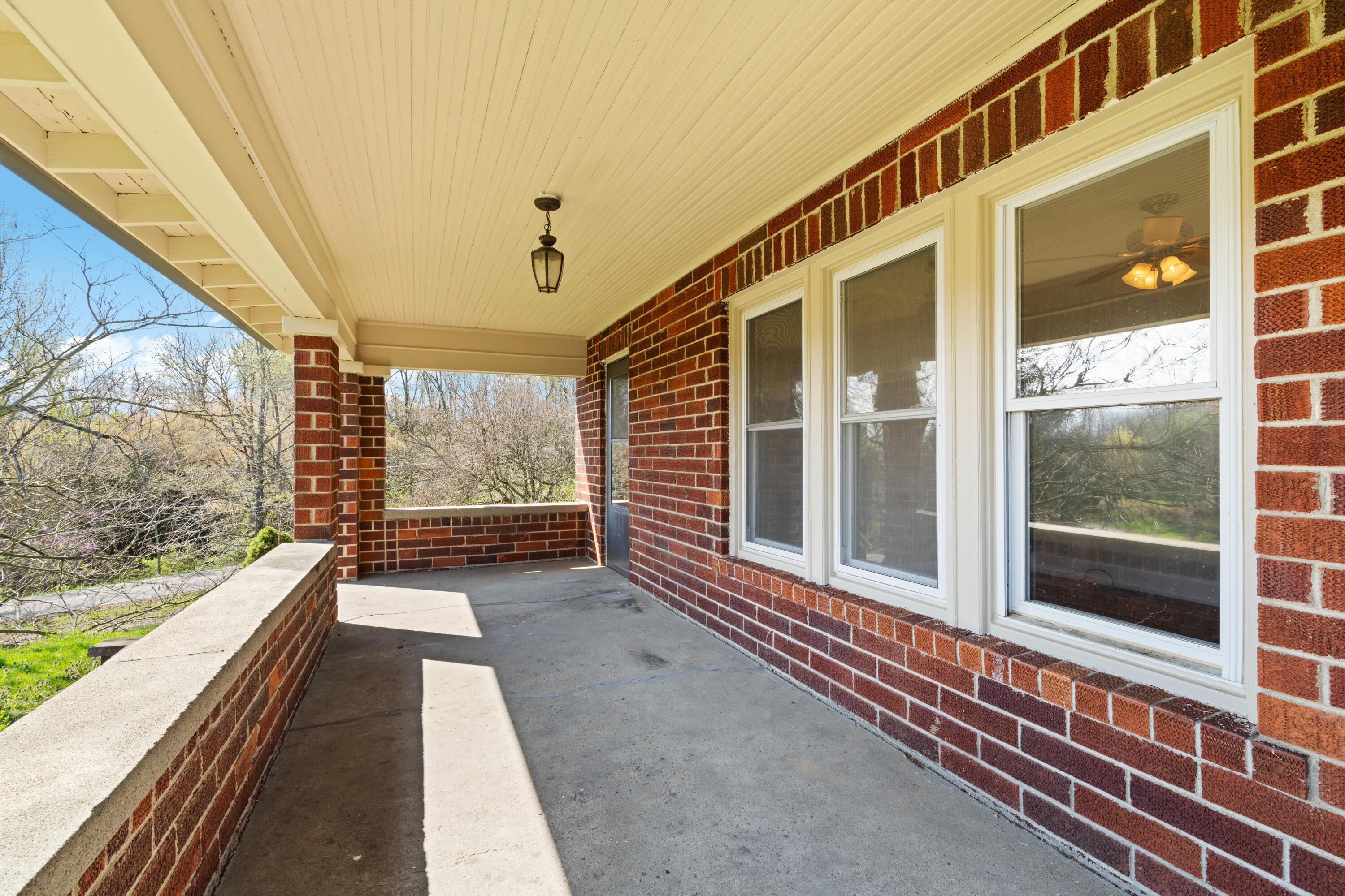135 Pomeroy Road Athens, OH 45701 - Photo 5 of 42 Front Porch