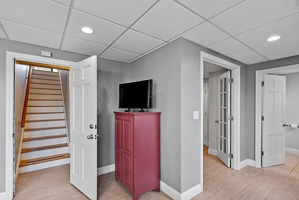 47 Indian Hill Road Worcester, MA 01606 - Photo 27 of 41 Gallery Image 27