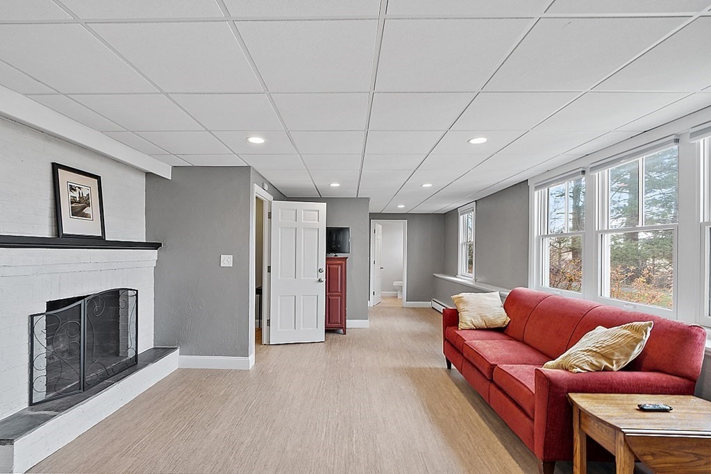 47 Indian Hill Road Worcester, MA 01606 - Photo 29 of 41 Gallery Image 29