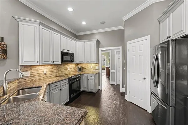 $624,900 | 2001 Anchoridge Avenue, High Point, NC 27265