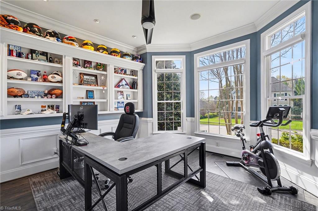 2001 Anchoridge Avenue High Point, NC 27265 - Photo 22 of 39