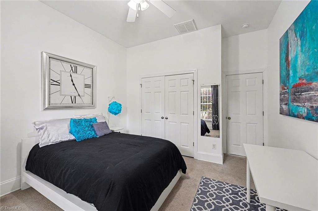 2001 Anchoridge Avenue High Point, NC 27265 - Photo 24 of 39