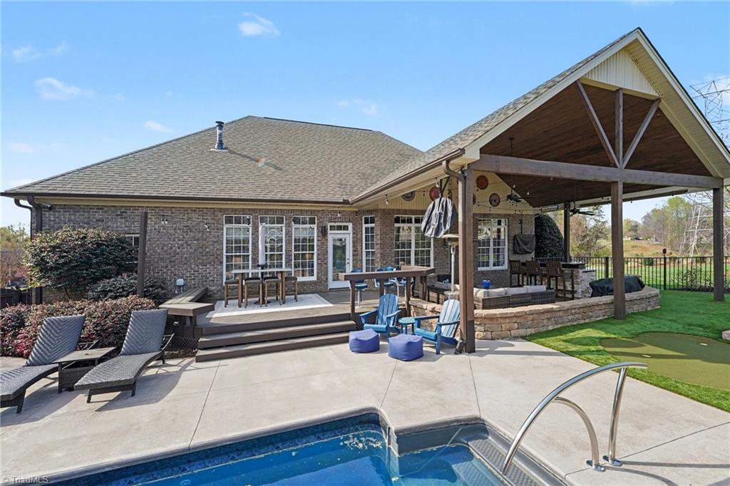 2001 Anchoridge Avenue High Point, NC 27265 - Photo 30 of 39