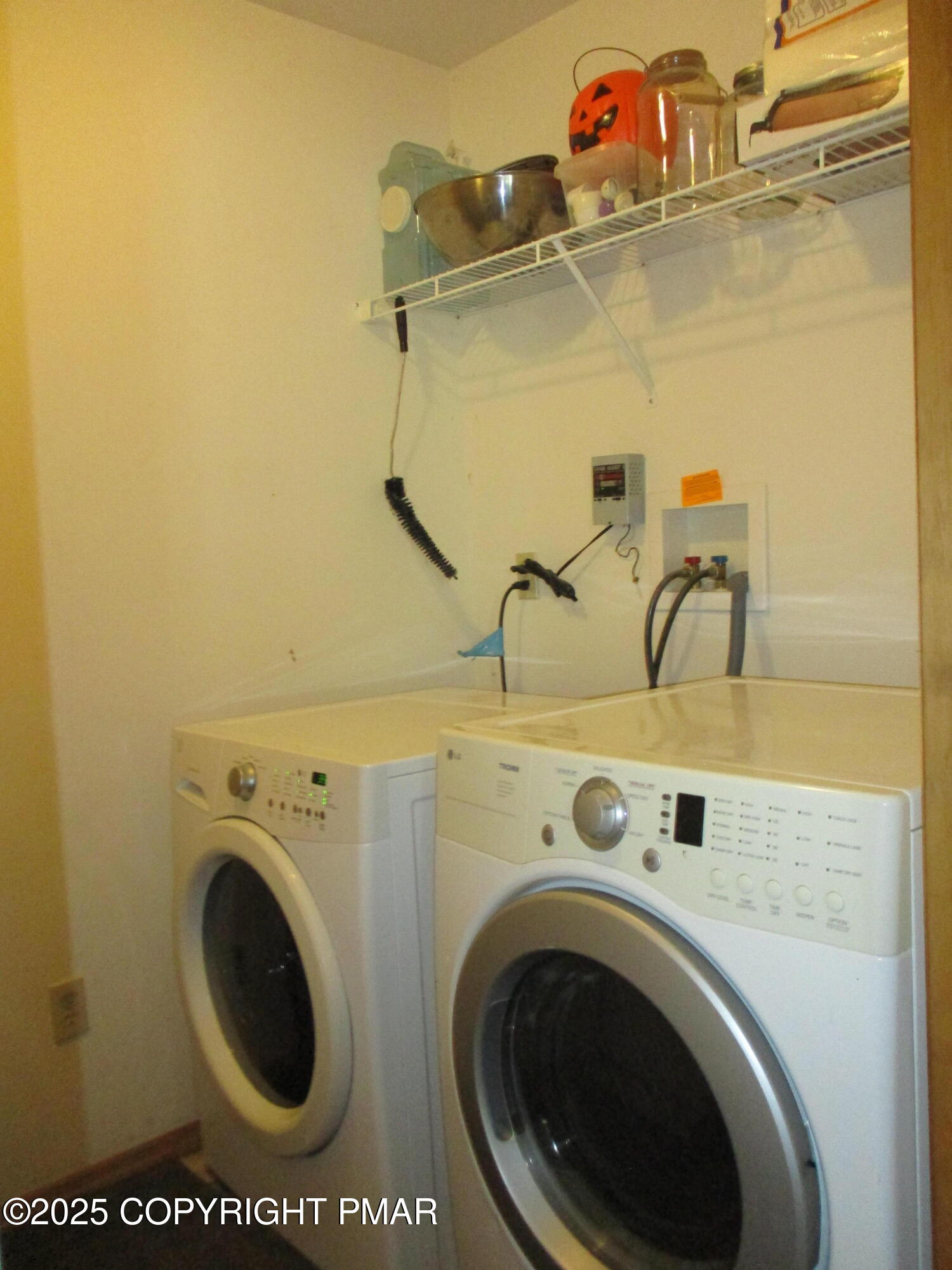 3290 Bluebird Drive Bushkill, PA 18324 - Photo 18 of 19 a utility room with dryer and washer