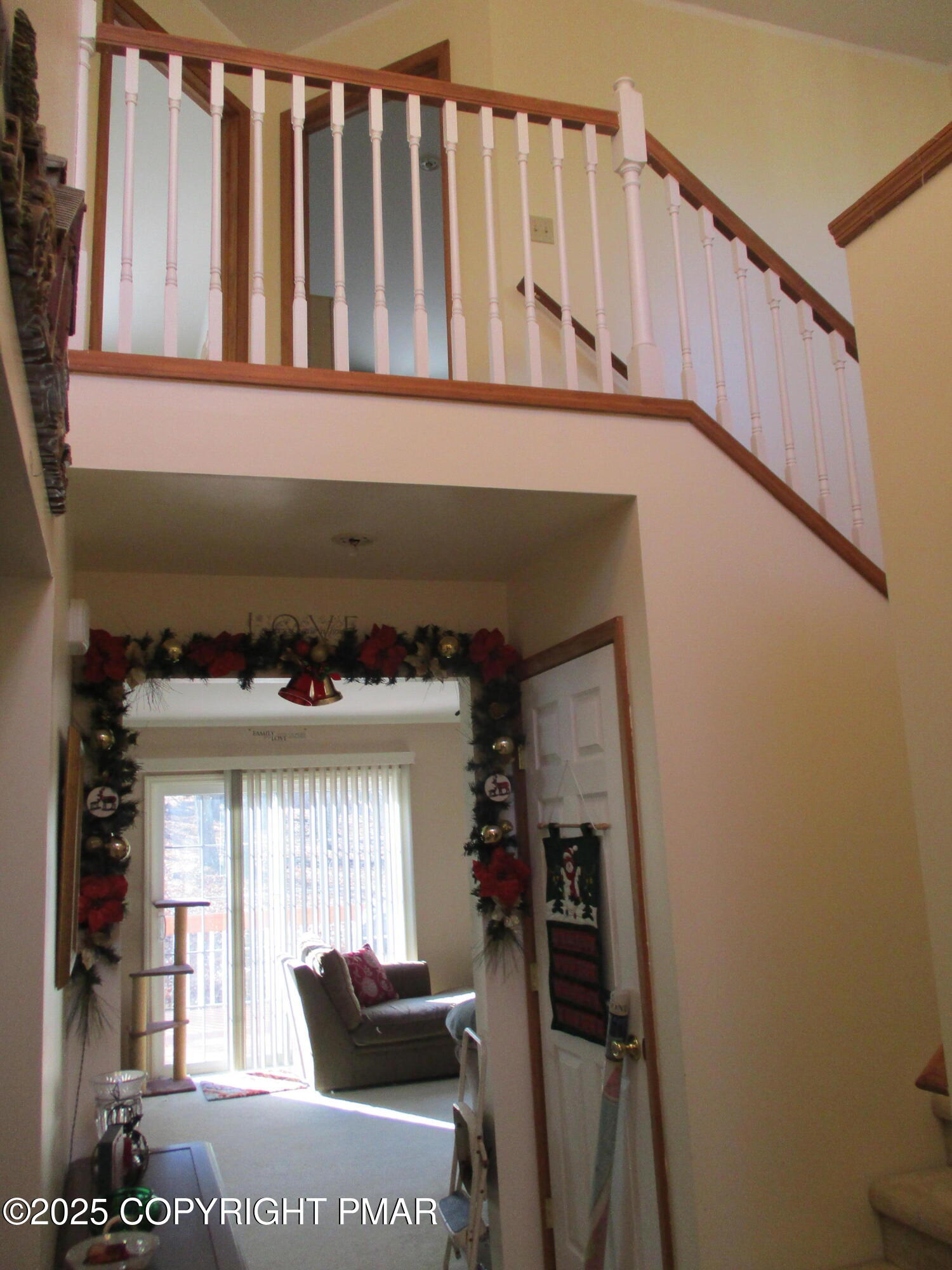 3290 Bluebird Drive Bushkill, PA 18324 - Photo 10 of 19 a view of entryway