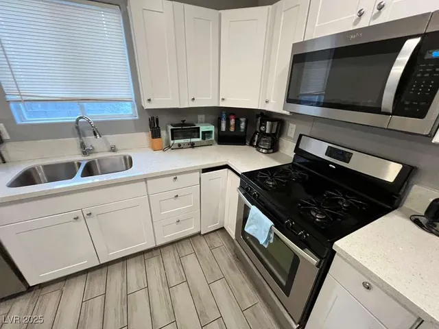 $3,300 | 3421 Mournful Call Court, North Las Vegas, NV 89031