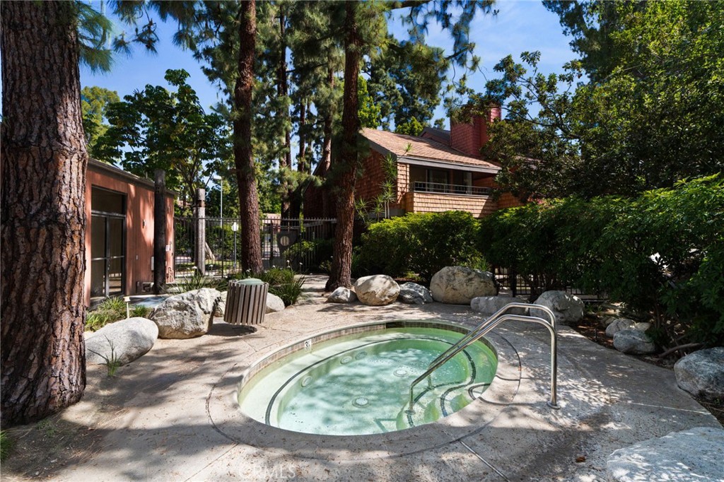 374 South Prospectors Road, Unit 121 Diamond Bar, CA 91765 - Photo 32 of 36