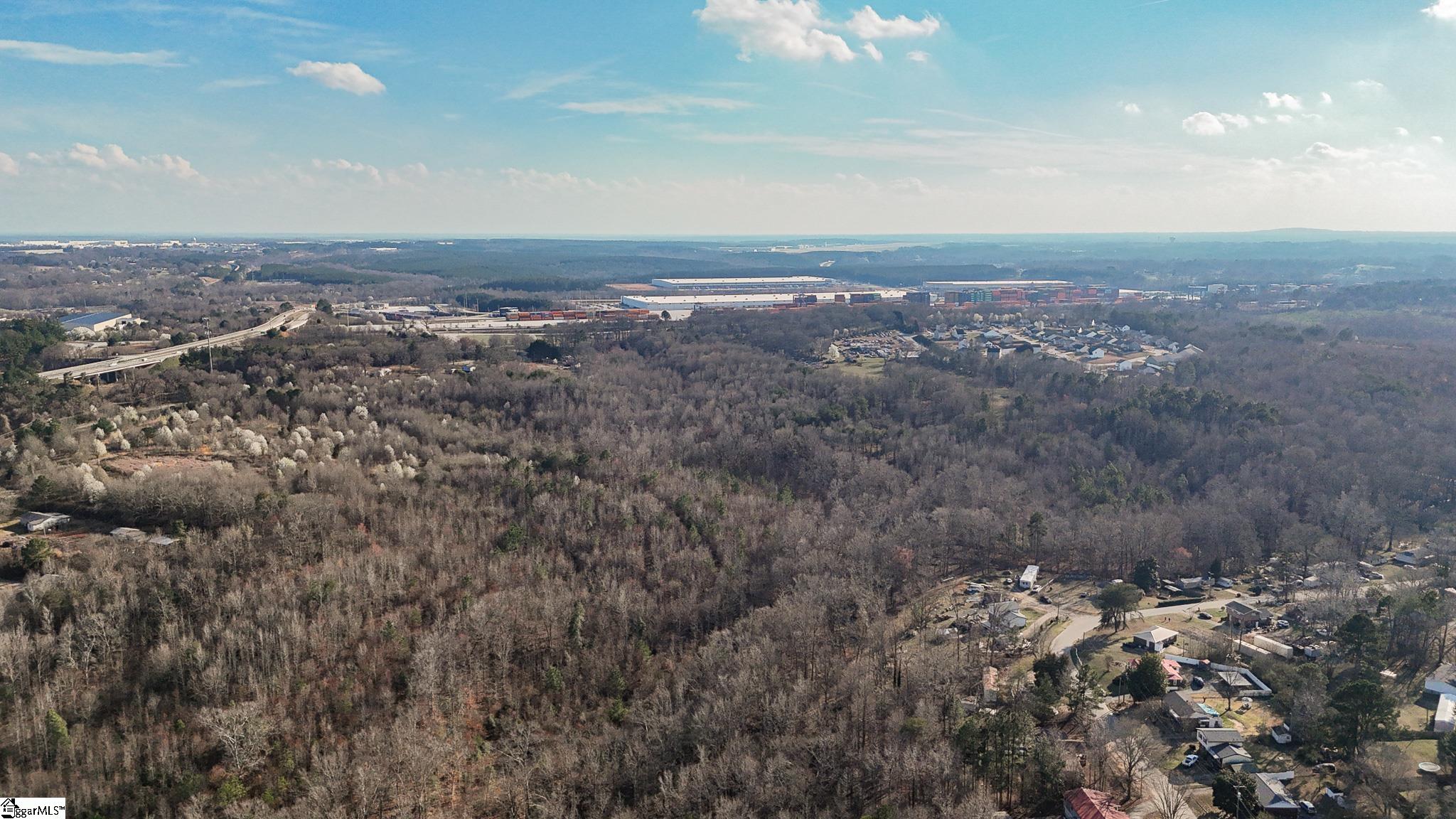 647 Blackwell Road Greer, SC 29651 - Photo 4 of 17