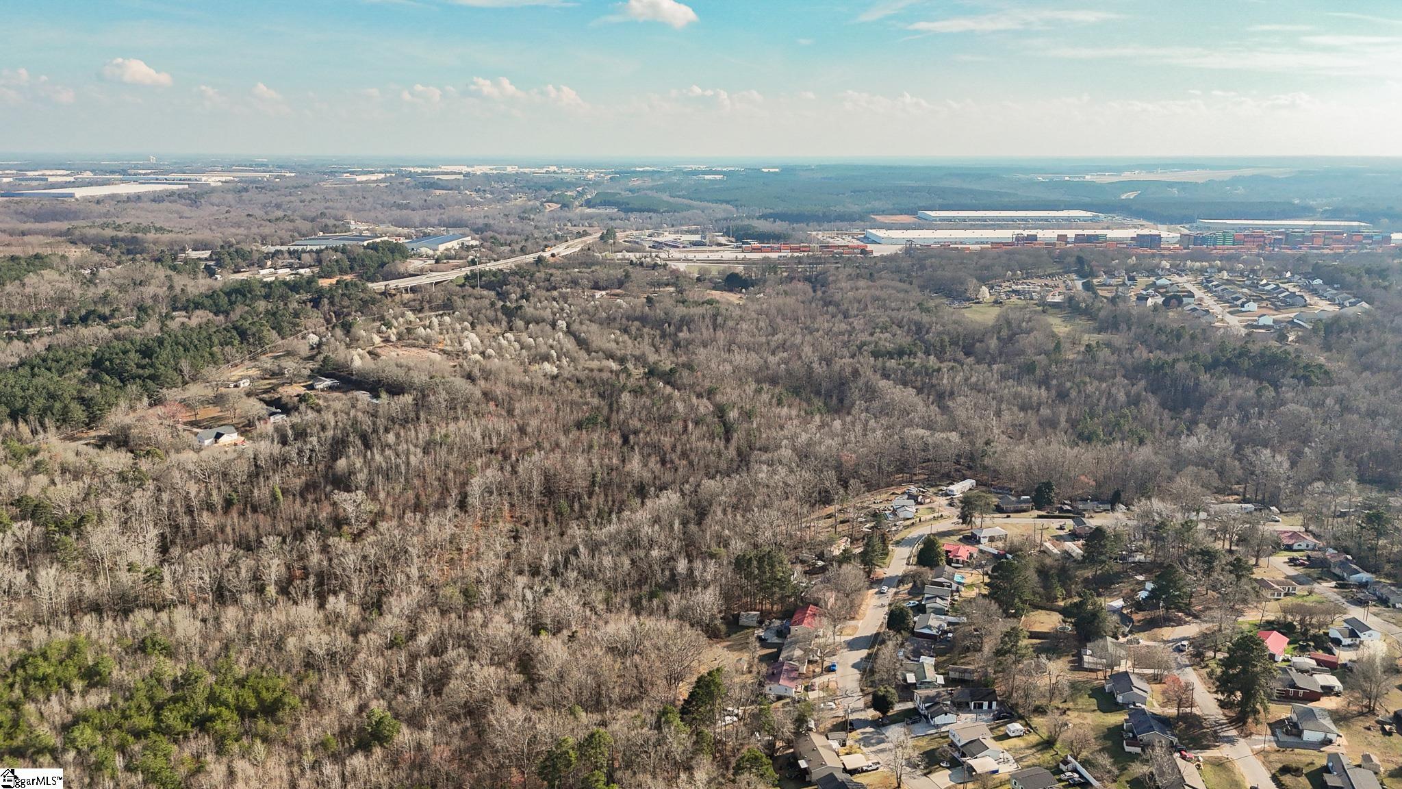 647 Blackwell Road Greer, SC 29651 - Photo 5 of 17