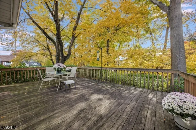 $499,000 | 40-11 Kramer Place, Fair Lawn, NJ 07410