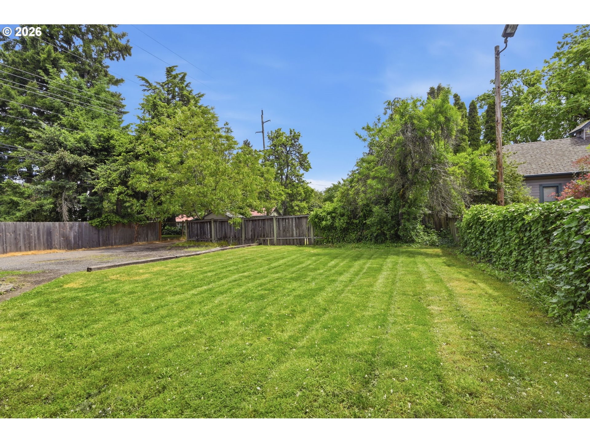 327 6th Street Springfield, OR 97477 - Photo 37 of 38