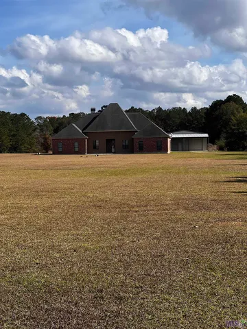 $449,000 | 2169 Nesom Road, Clinton, LA 70722