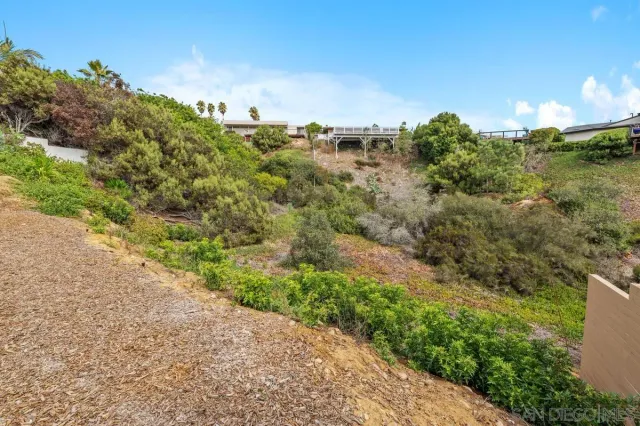 $3,695,000 | 5851 Box Canyon Road, La Jolla, CA 92037