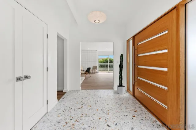 $3,695,000 | 5851 Box Canyon Road, La Jolla, CA 92037