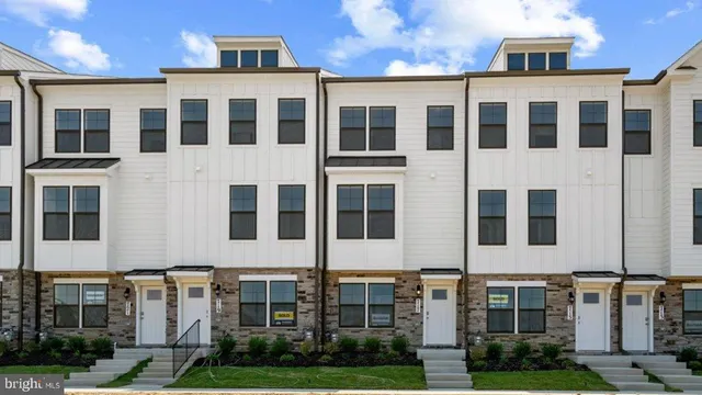 $436,990 | 330 Ensemble Way, Frederick, MD 21701