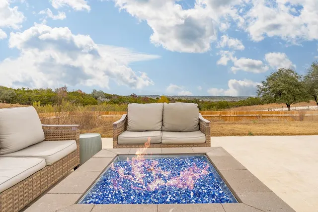 $1,975,000 | 903 Eichen Strasse, Fredericksburg, TX 78624