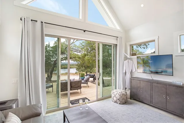 $1,975,000 | 903 Eichen Strasse, Fredericksburg, TX 78624