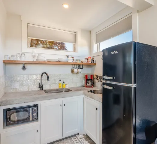 $1,975,000 | 903 Eichen Strasse, Fredericksburg, TX 78624